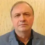 Попов Артур